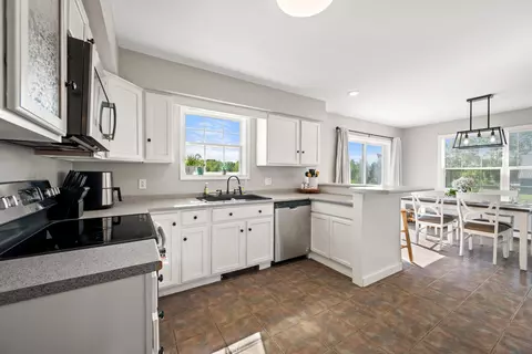 Kitchen - 4 Maefield Ln, Hudson, ME 04449 photo 2 of 5