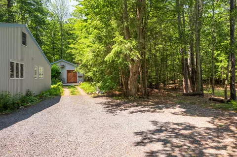 Exterior - 43 Cedar Ln, Ogunquit, ME 03907 photo 3 of 10