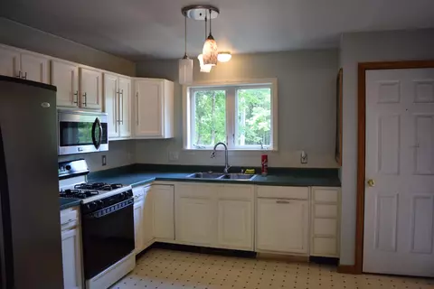 Kitchen - 3 Echo Ln #3 & 5, Phippsburg, ME 04562 photo 2 of 5