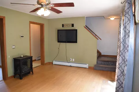 Living - 3 Echo Ln #3 & 5, Phippsburg, ME 04562 photo 3 of 7