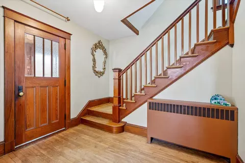 Entry Way - 6 Chamberlain St, Brewer, ME 04412 photo 5 of 7