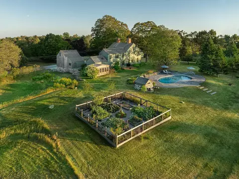146 Cobbs Bridge Rd, New Gloucester, ME 04260