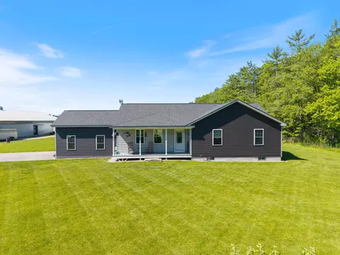 951 Limerick Rd, Arundel, ME 04046