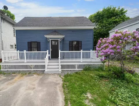 156 Essex St, Bangor, ME 04401