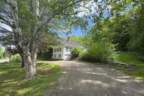 1117 Main St, Waldoboro, ME 04572
