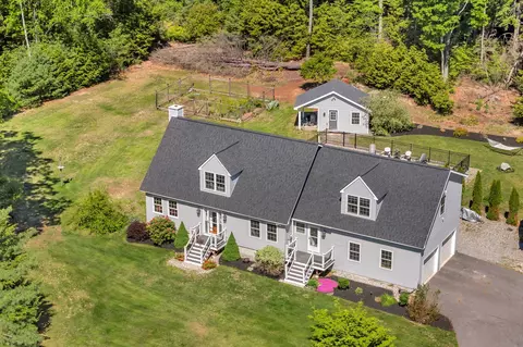 115 Brackett Rd, Brunswick, ME 04011