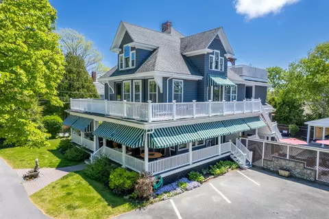 118 Clark Point Rd, Southwest Harbor, ME 04679