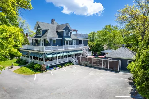 118 Clark Point Rd, Southwest Harbor, ME 04679