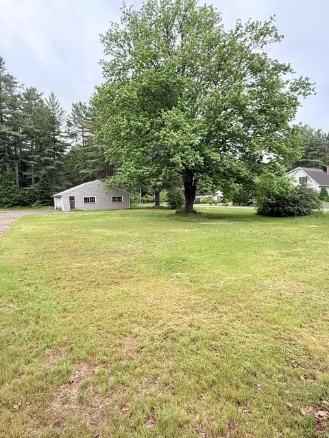 84 Jenkins Rd, Saco, ME 04072