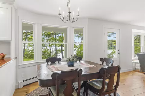 Dining - 10 Chickadee Ln, Freeport, ME 04032 photo 2 of 2