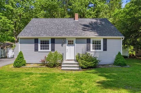 50 Hennessey Ave, Brunswick, ME 04011