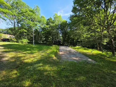 127 Hanscom Rd, Benton, ME 04901 photo 4