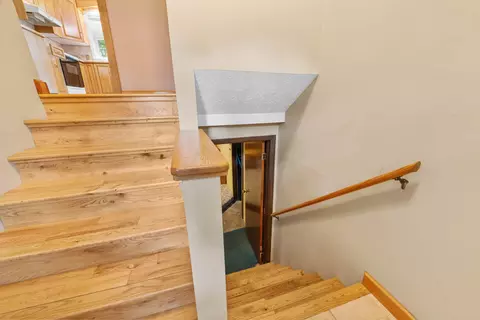 Entry Way - 460 Pool St, Biddeford, ME 04005 photo 4 of 4