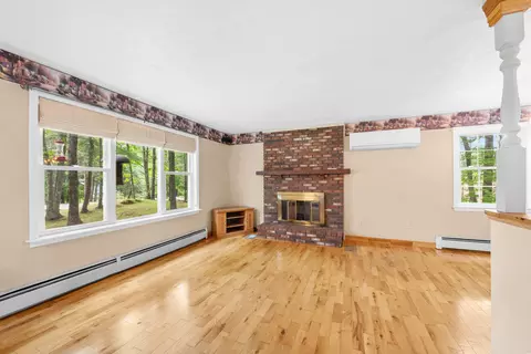 Living - 460 Pool St, Biddeford, ME 04005 photo 1 of 4