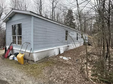 131 Mercer Rd, Rome, ME 04963