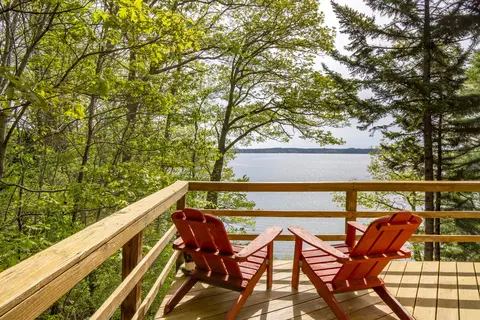 812 Pleasant Point Rd, Cushing, ME 04563