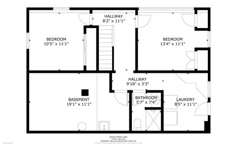 49 Cozy Cove Rd, Livermore, ME 04253