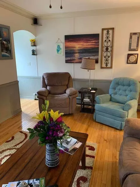 Living - 29 Somerset St, Millinocket, ME 04462 photo 1 of 2
