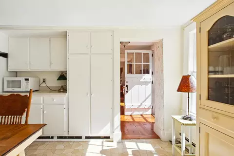 Entry Way - 378 Pool St, Biddeford, ME 04005 photo 1 of 4