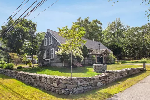 Exterior - 378 Pool St, Biddeford, ME 04005 photo 3 of 9