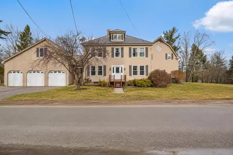 79 Pioneer St, West Paris, ME 04289