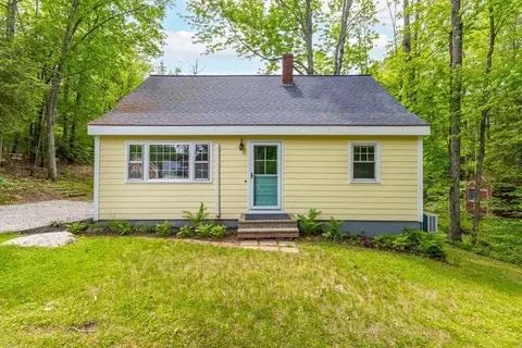 592 Hodsdon Rd, Pownal, ME 04069