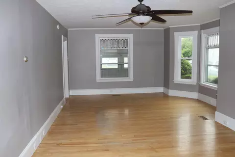 Living - 143 Chamberlain St, Brewer, ME 04412 photo 3 of 6