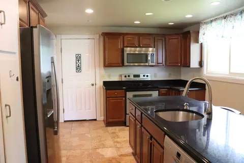 Kitchen - 143 Chamberlain St, Brewer, ME 04412 photo 5 of 8