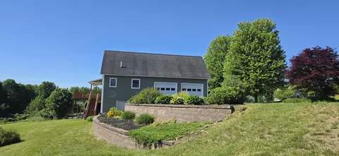 Exterior - 33 Eastern View Dr, Turner, ME 04282 photo 20 of 25