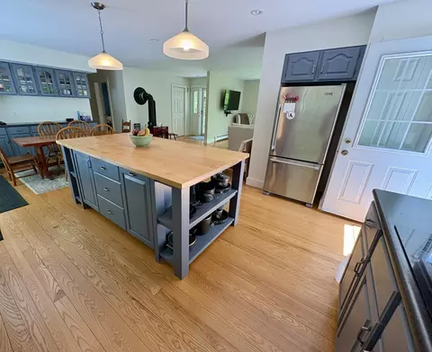 Kitchen - 102 Trask Ln, Jefferson, ME 04348 photo 6 of 7