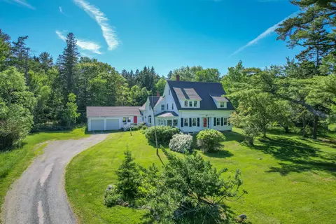707 Newbury Neck Road Rd, Surry, ME 04684