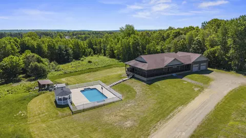 248 Lyons Rd, Sidney, ME 04330