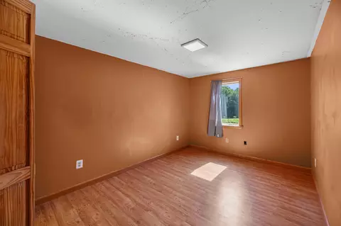 Bedroom - 248 Lyons Rd, Sidney, ME 04330 photo 6 of 11