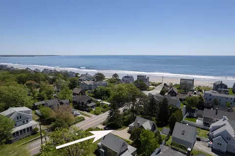 481 Drakes Island Rd, Wells, ME 04090
