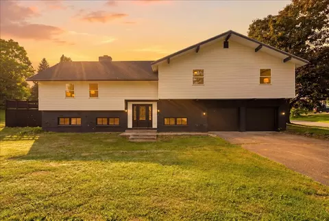 466 East Ave, Lewiston, ME 04240