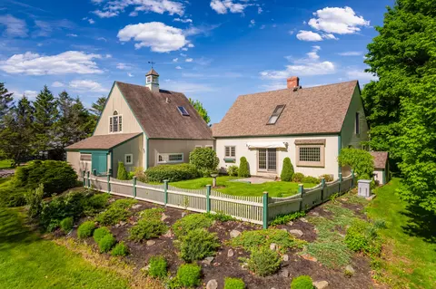 2 Bass Cove Ln, York, ME 03909