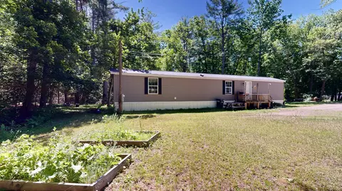 28 Bethany Dr, Sanford, ME 04073