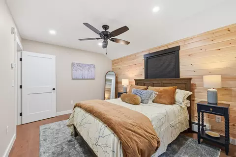 Bedroom - 8 Case Rd, Rangeley, ME 04970 photo 4 of 7