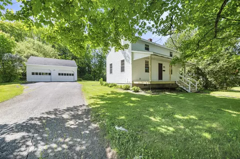 86 High Holborn St, Gardiner, ME 04345