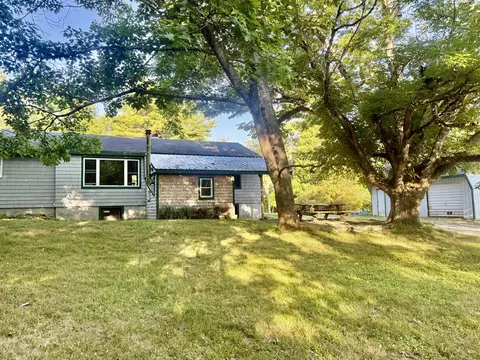 537 Millvale Rd, Bucksport, ME 04416