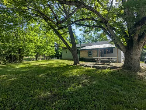 537 Millvale Rd, Bucksport, ME 04416