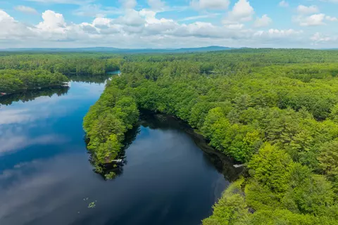 58 Wadleigh Pond Rd, Lyman, ME 04002