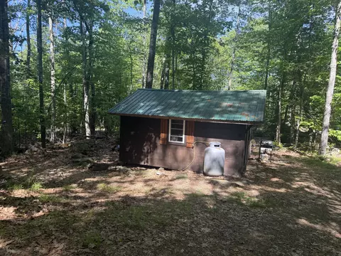 362 Pond Rd, Searsmont, ME 04973