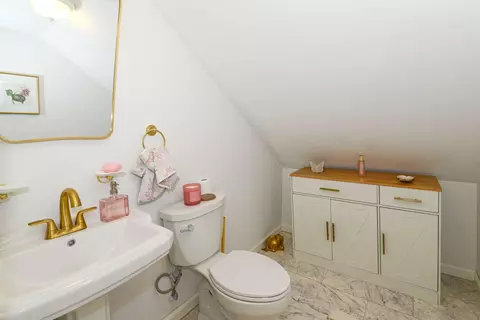 Bath - 16 Scenic View Dr, Naples, ME 04055 photo 3 of 3