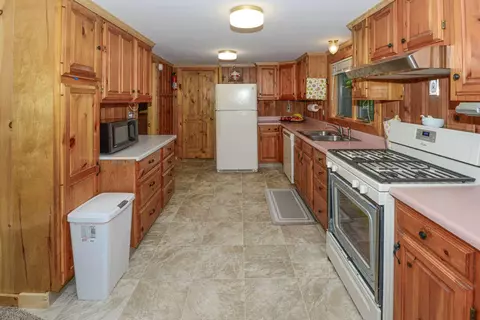 Kitchen - 16 Scenic View Dr, Naples, ME 04055 photo 1 of 2