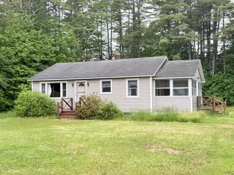 82 Jenkins Rd, Saco, ME 04072
