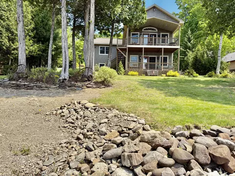 32 Bouchard Ln, Winterville Plt, ME 04739