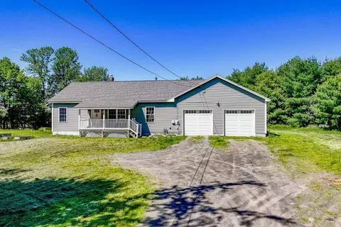 25 Lola Dr, China, ME 04358