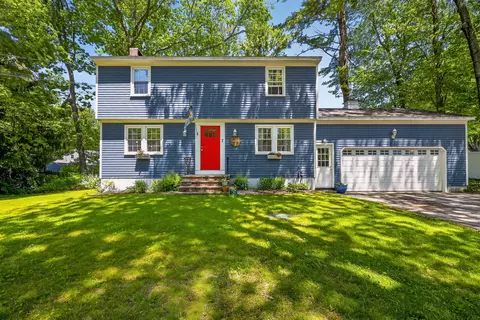 7 Pilgrim Dr, Scarborough, ME 04074