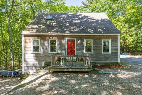 50 Northland Rd, Lake Arrowhead, ME 04061